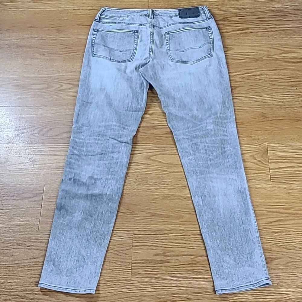 AMERICAN EAGLE MENS SKINNY 32x31.5 AIR FLEX + PRE-OWNED DISTRESSED DENIM JEANS